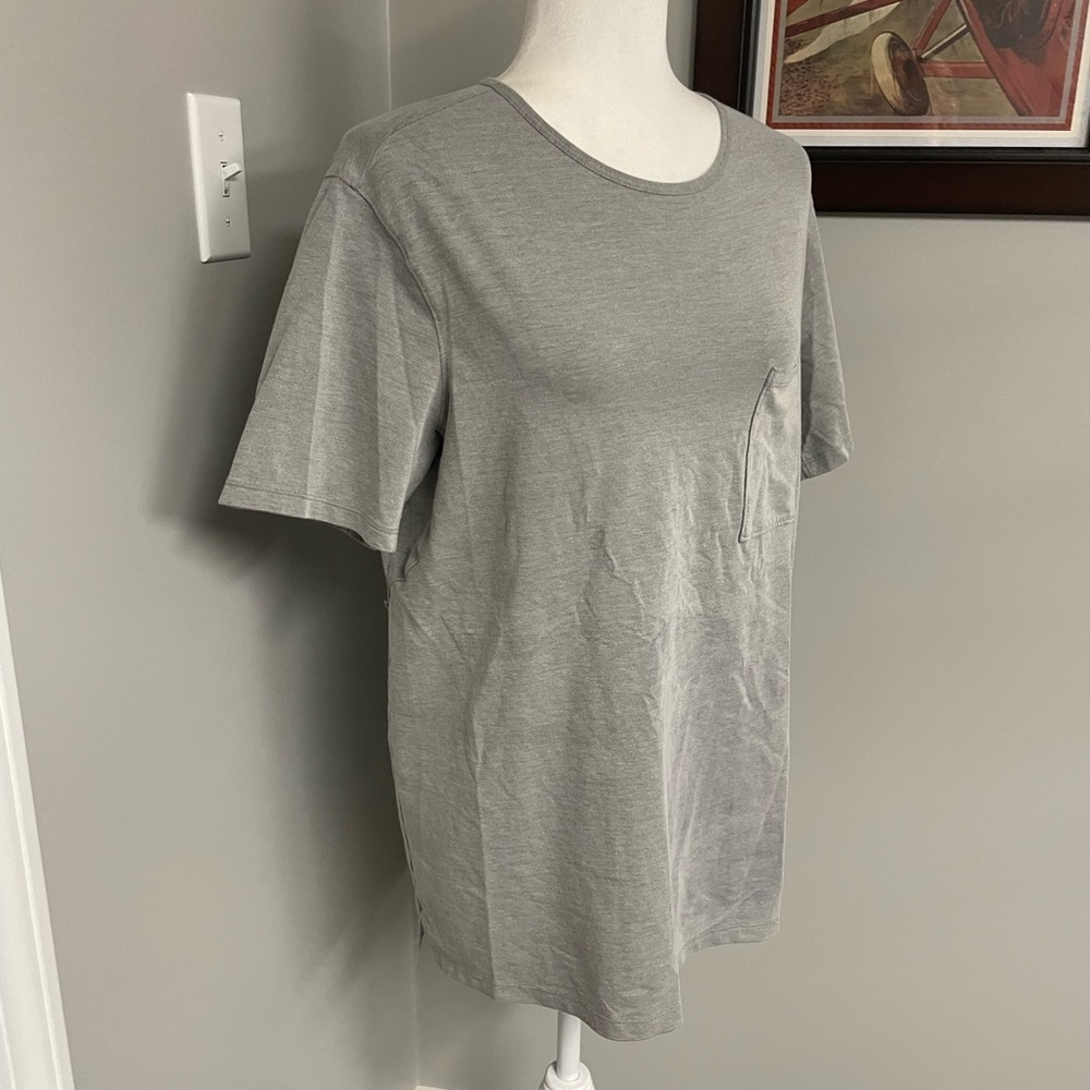 Lululemon athletica mens gray pocket tshirt short sleeve size Large - Picture 3 of 5